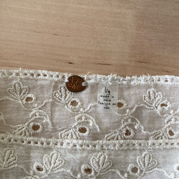 Free People lace crop top size L - Picture 2 of 7